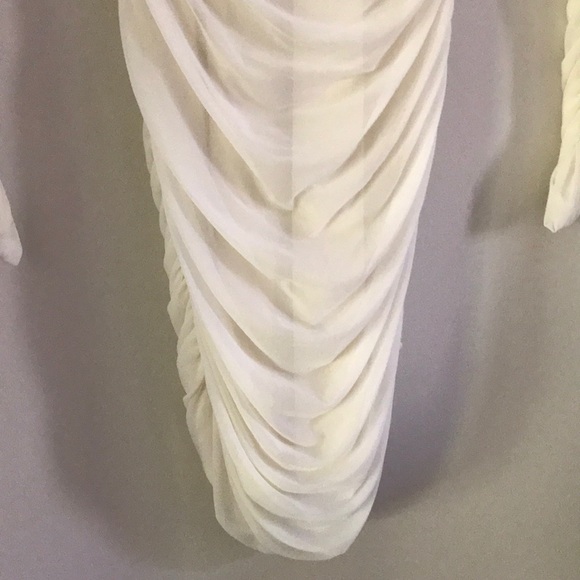 🌟HP🌟 Sydney Ruched Dress. Worn once. - Picture 3 of 7